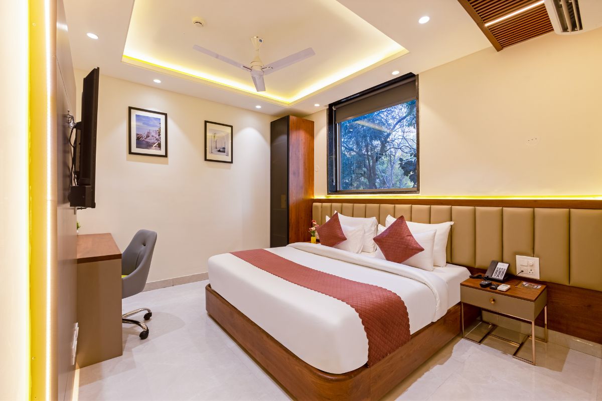 Room 1 Photo 1
