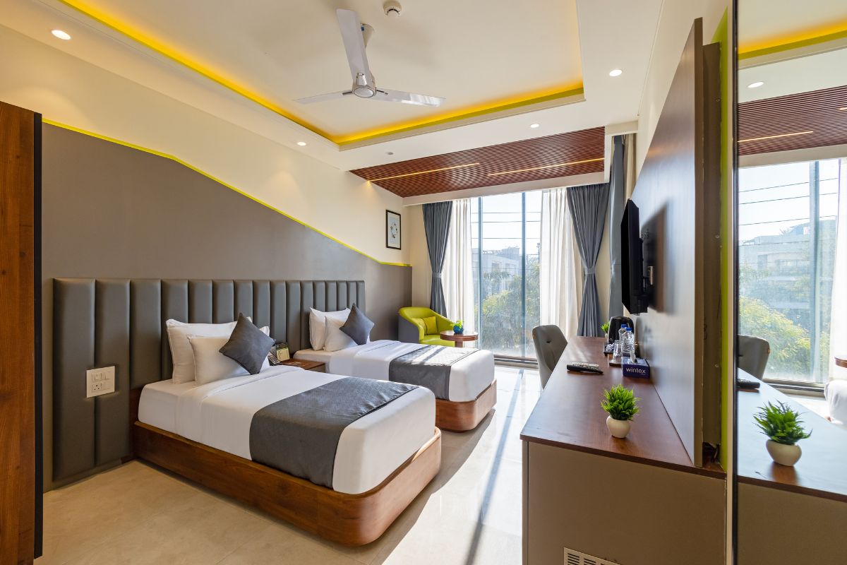 Room 2 Photo 1