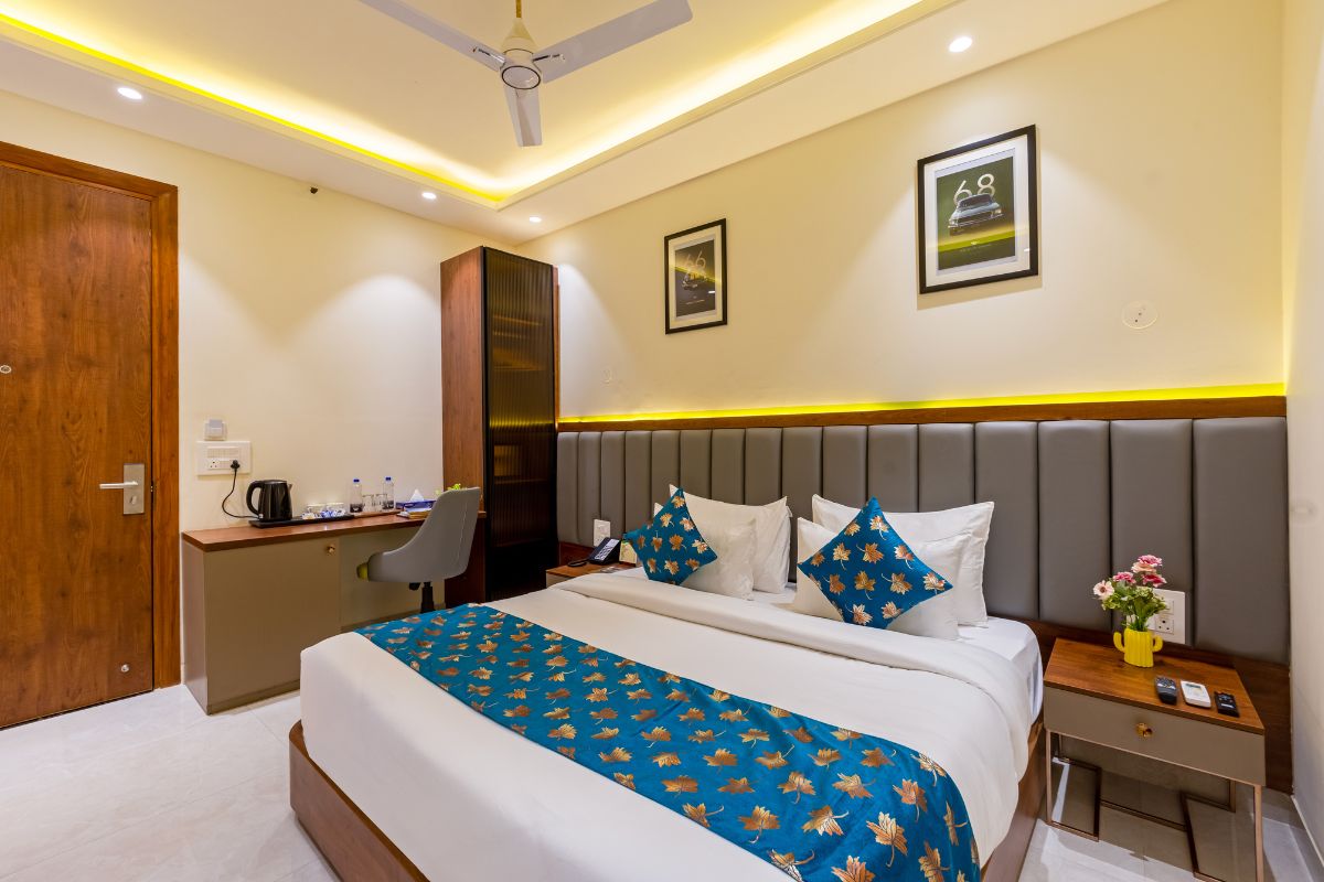 Room 2 Photo 1