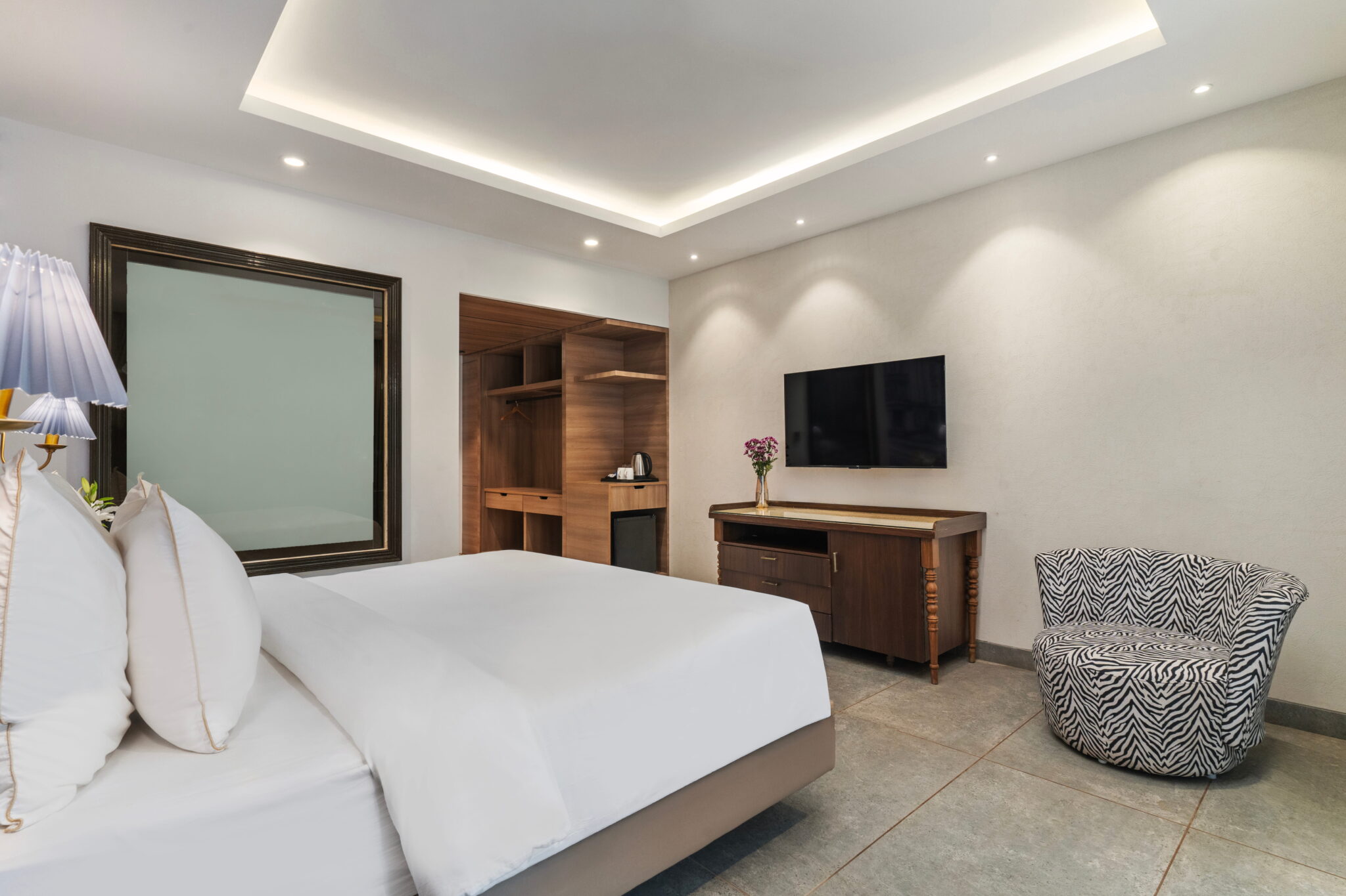 Bedroom 1 - Suite - 2