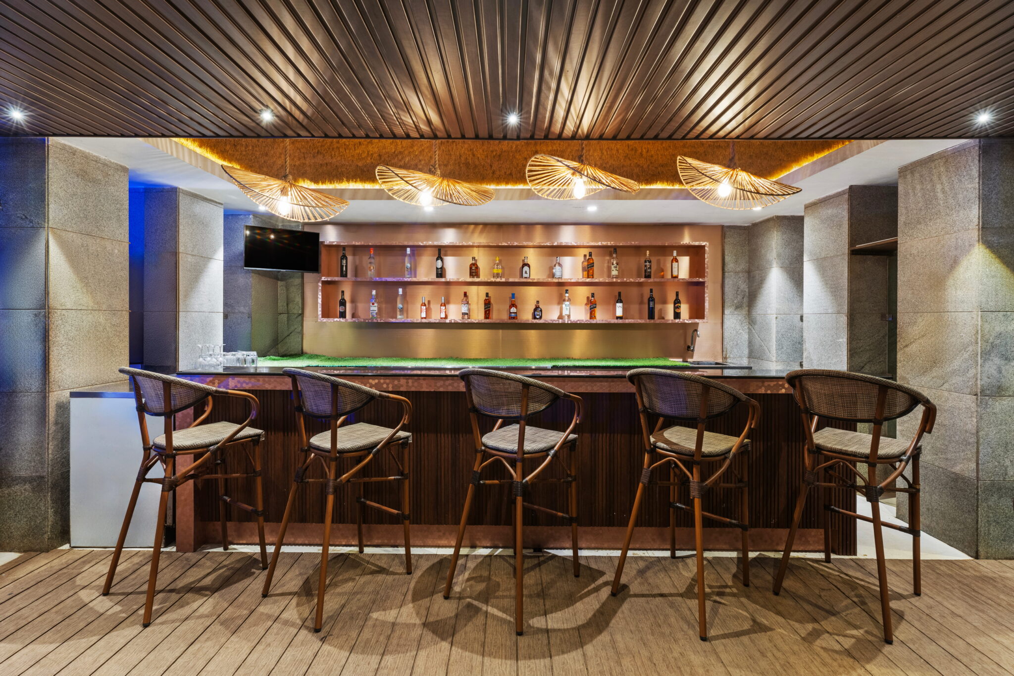 Liquid Bar - 2