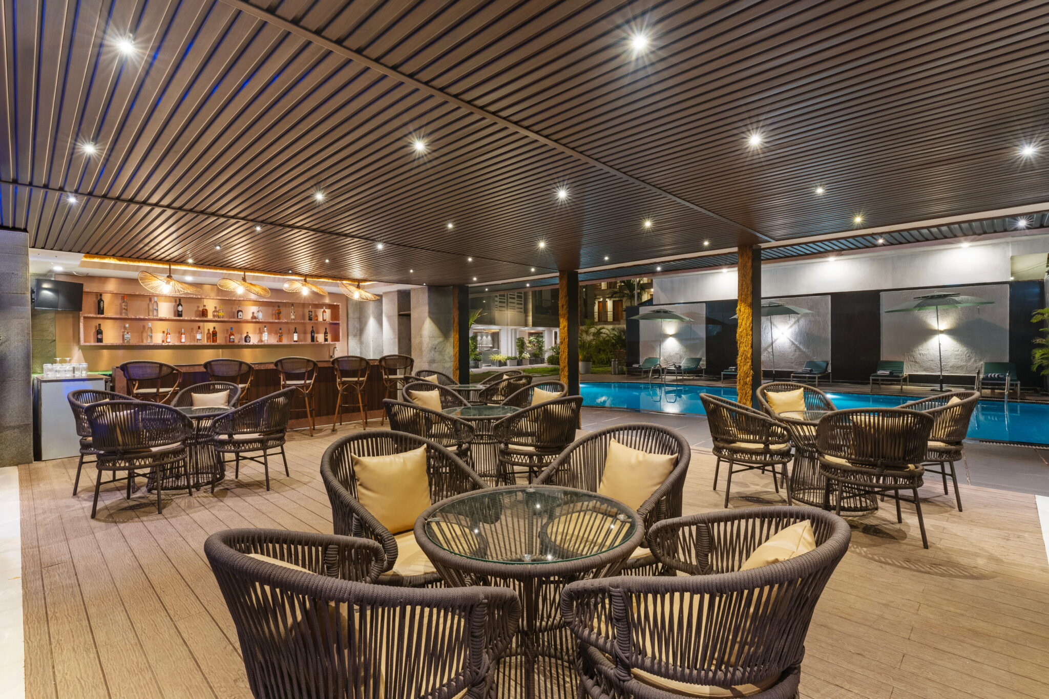 Liquid Bar - 3