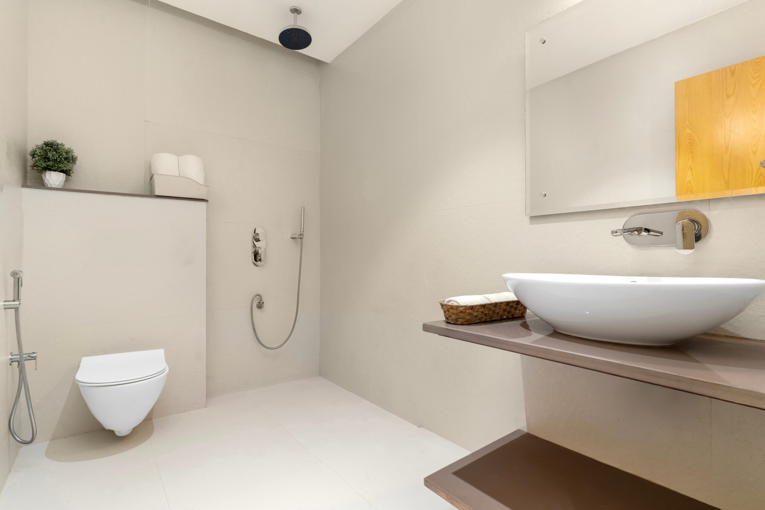Bathroom - Deluxe Room
