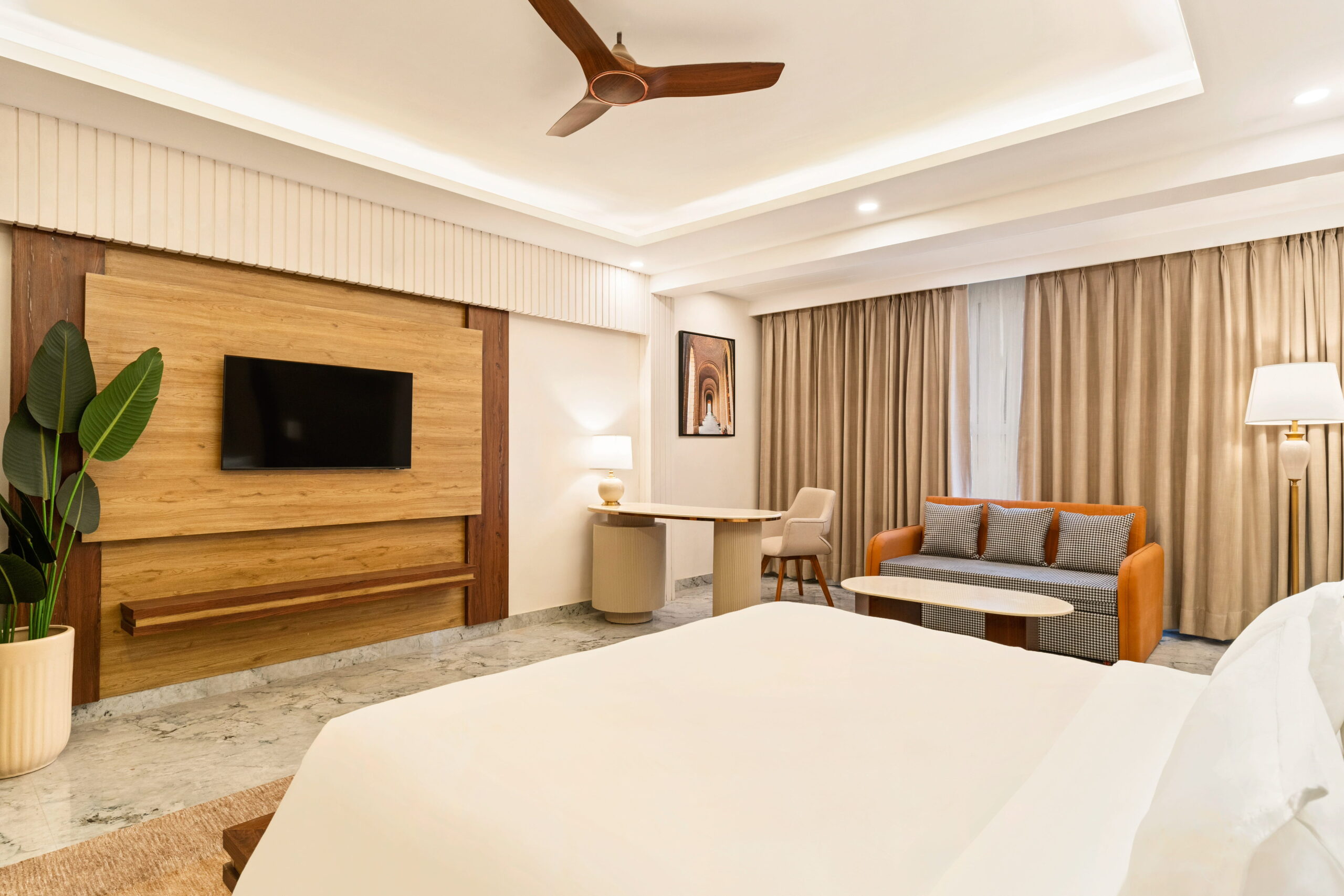 Executive Room - Country Inn, Dehradun - 3