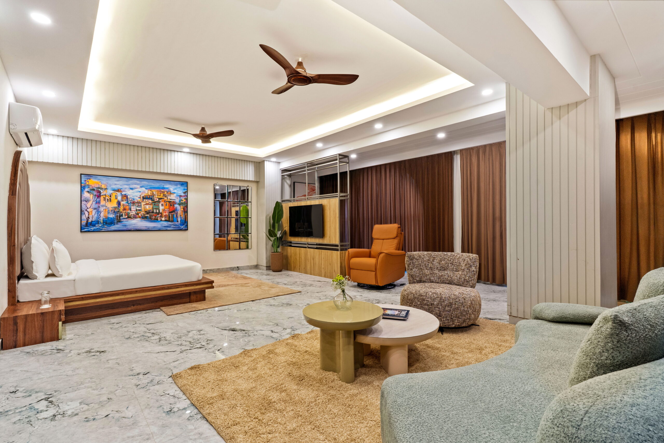 Executive Suite - Country Inn, Dehradun - 2