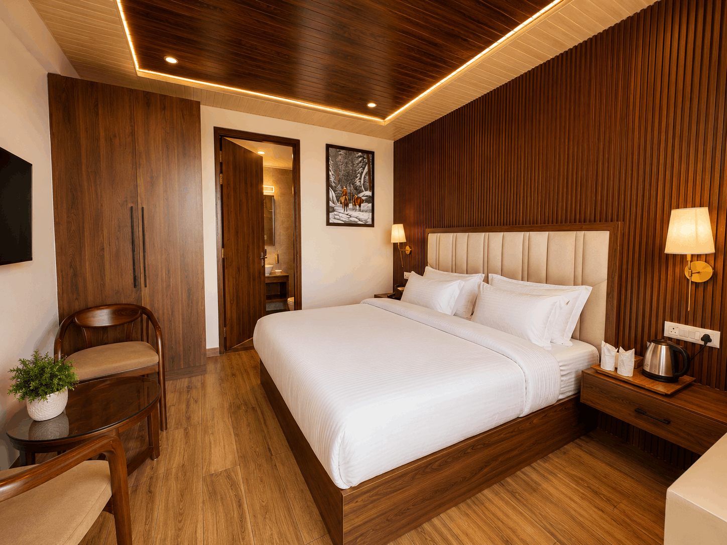 Luxury Room with Balcony