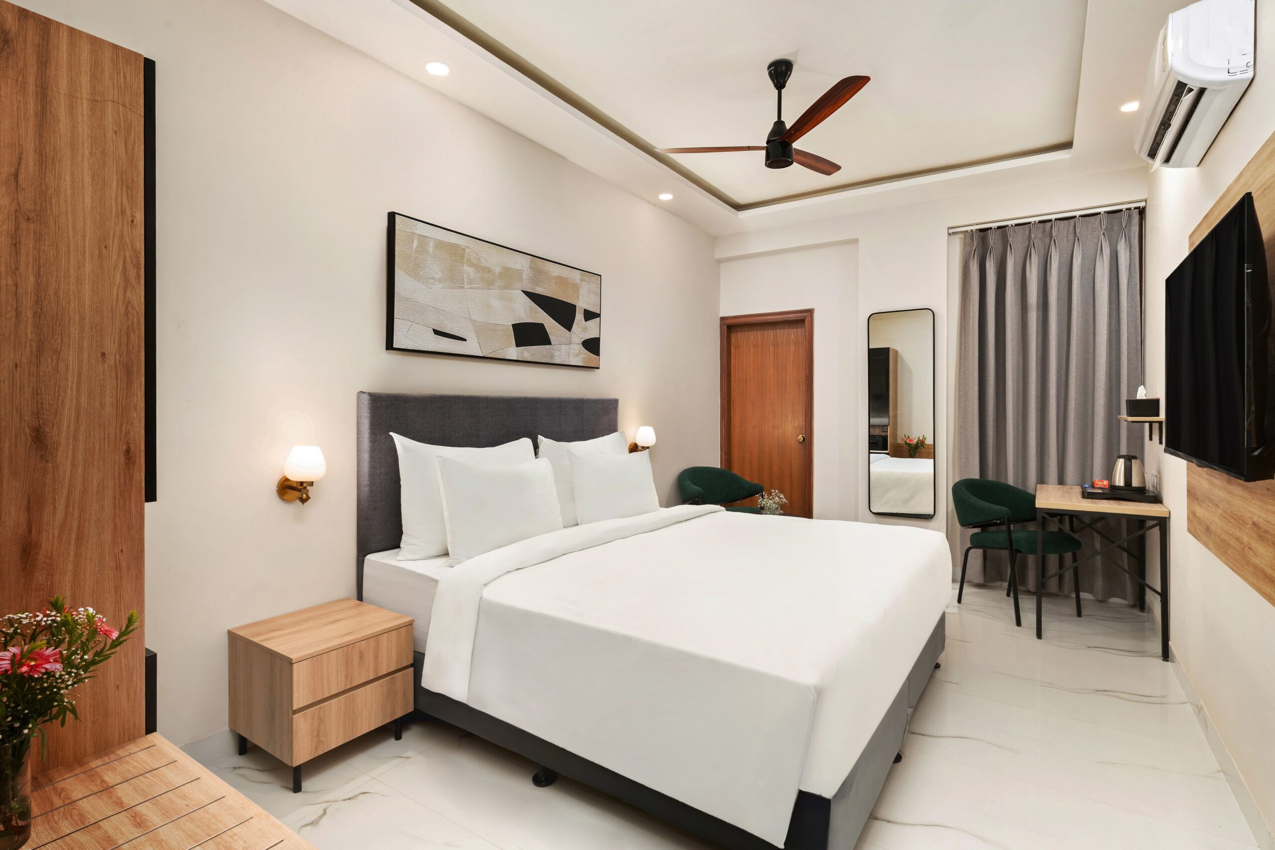 Deluxe Room - 1